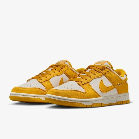 Customized Nike Dunk Low Yellow Womens Sneakers Shoes with Crystals Bling Nikes - Picture 5 of 6